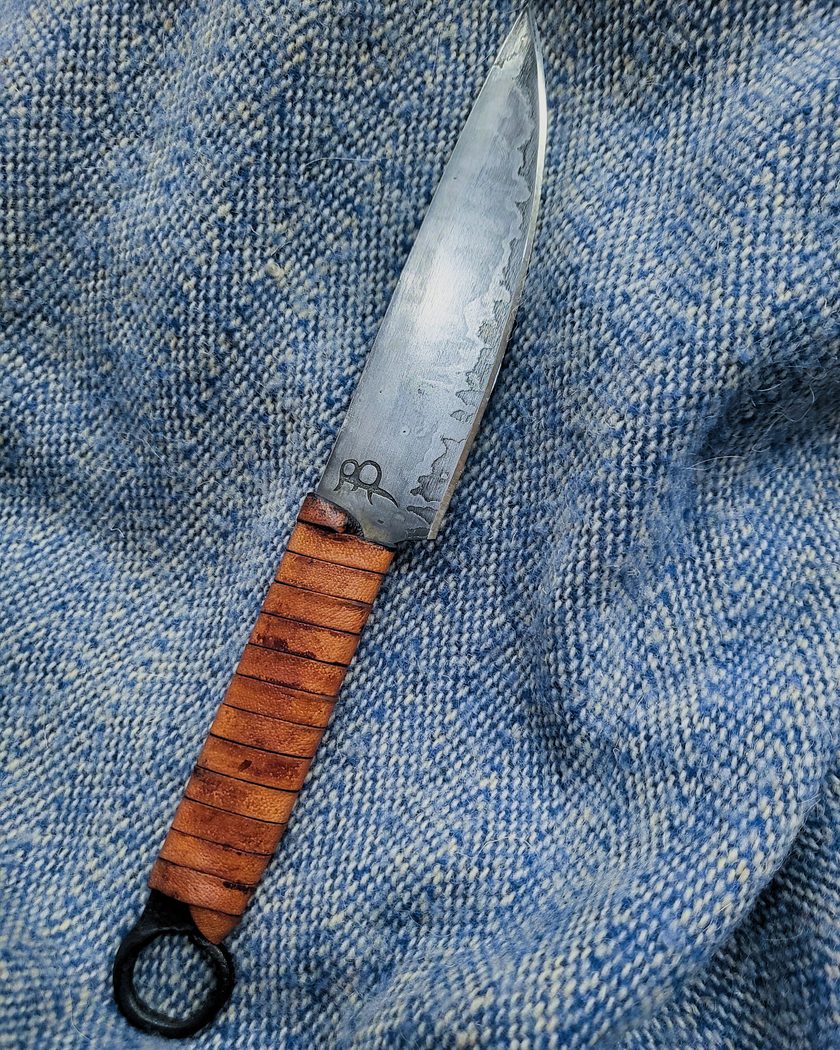 Ringknaufmesser mit Lederwicklung